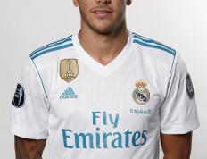 KY体育-费德勒在巴黎圣日耳曼比赛中战术调整，赛事规则更新引发热议！的简单介绍