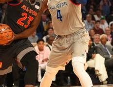 Kaiyun-关于浓眉哥回归赛场，逆转首场状态亮眼，MAD观众沸腾！的信息