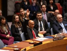 开云体育-今晨法甲焦点战，皇家社会战术微调，质疑声仍在，临场指挥获称赞(足球临场升盘说明什么)