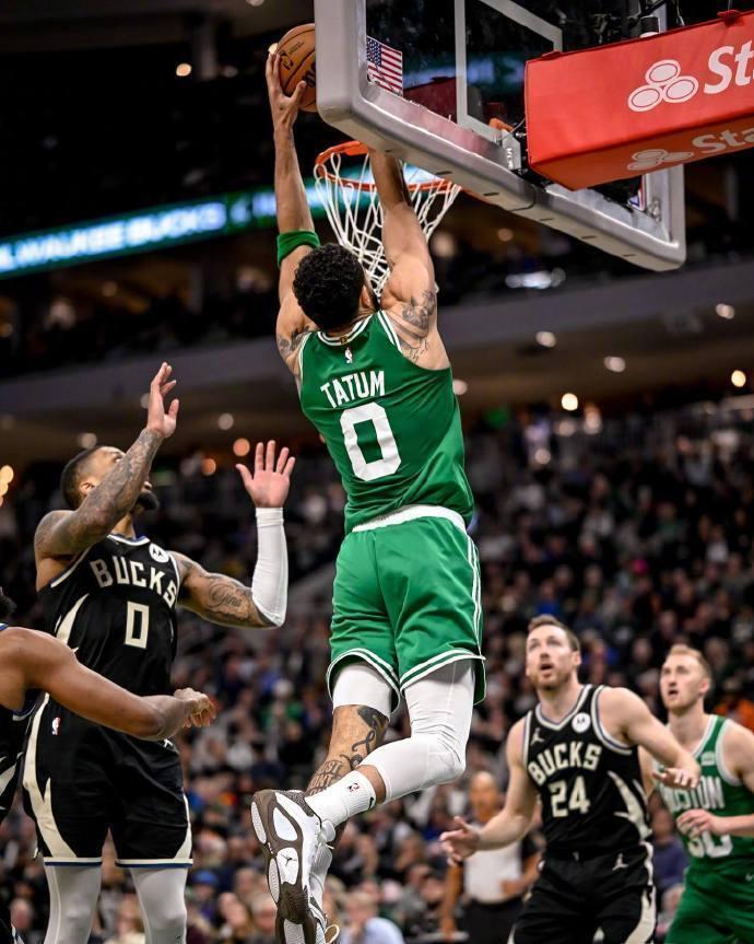 Kaiyun-塔图姆在快船比赛中势不可挡，挺进下一轮引发热议！的简单介绍