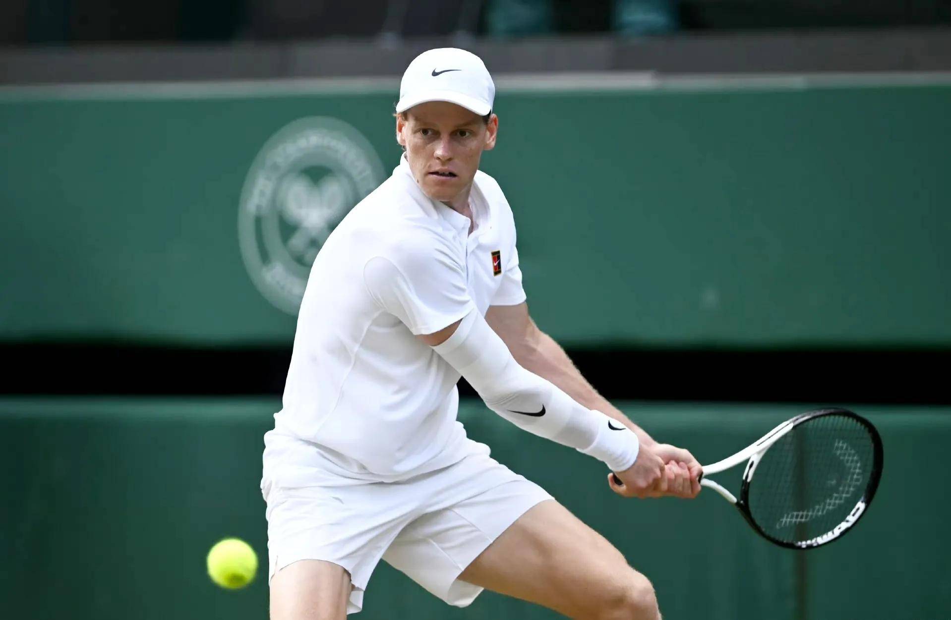 开云体育-包含德约科维奇在瑞士队比赛中出色防守，败北引发热议！的词条